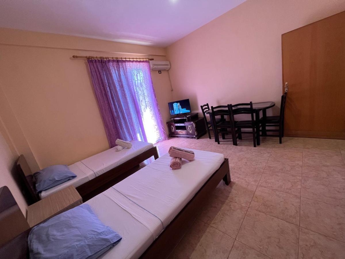 House For Rent Jurgen Villa Golem  Luaran gambar