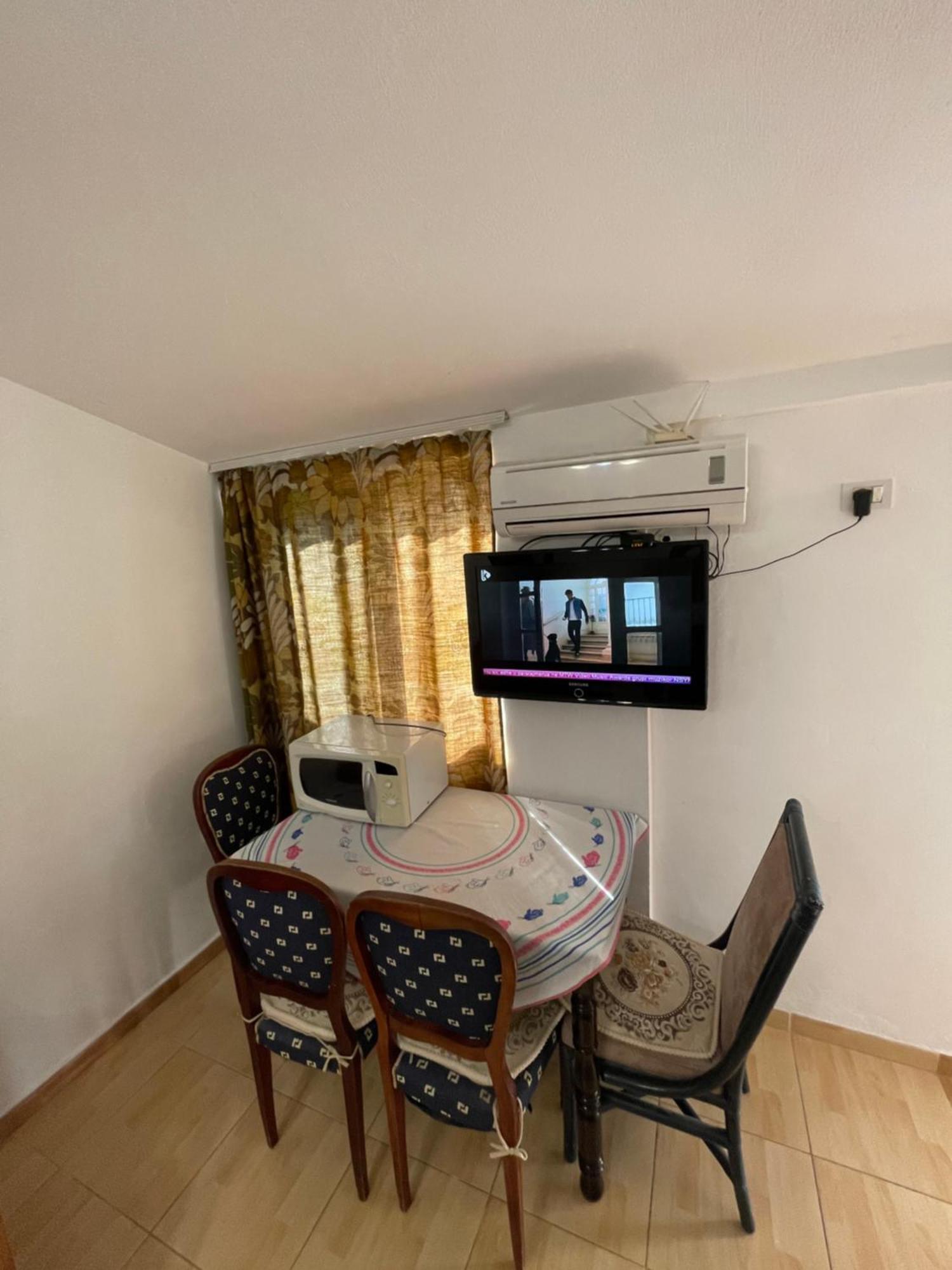 House For Rent Jurgen Villa Golem  Luaran gambar