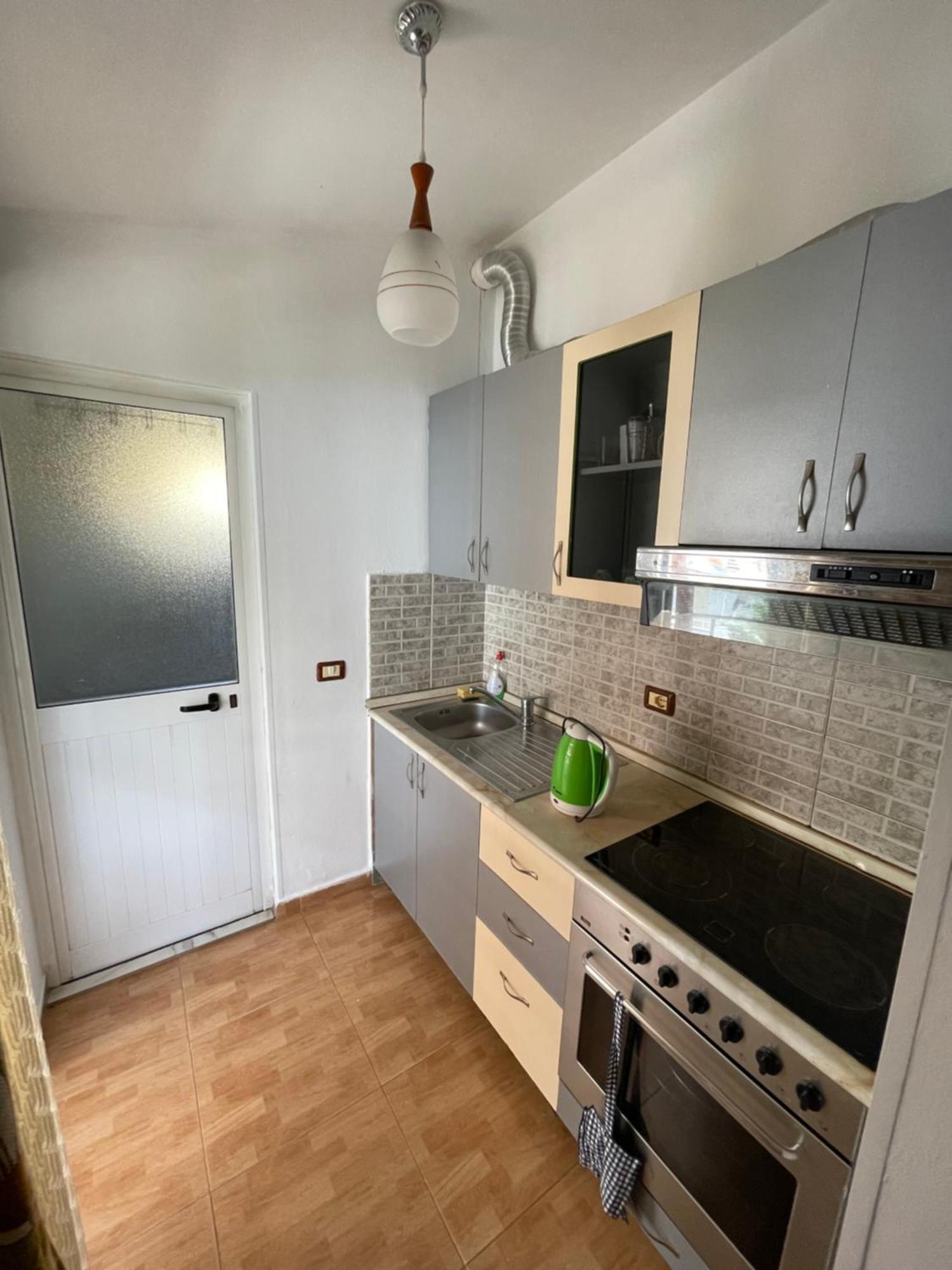House For Rent Jurgen Villa Golem  Luaran gambar