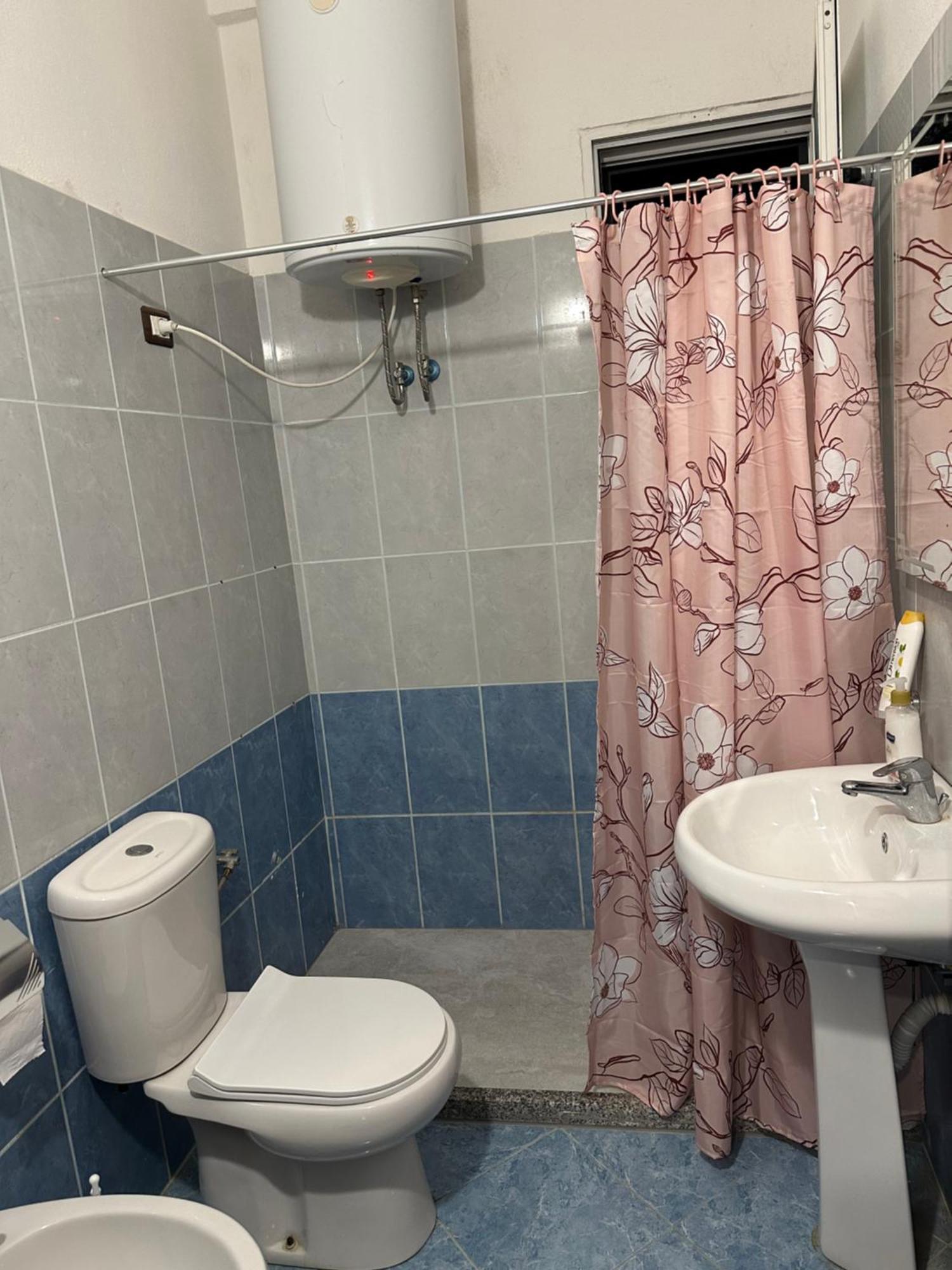House For Rent Jurgen Villa Golem  Luaran gambar